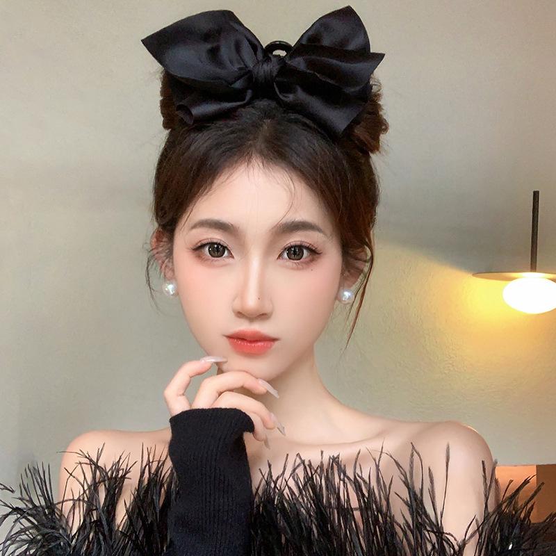 2025 High-End Black Bow Shark Hair Clip - Elegant All-Match Hair Accessory