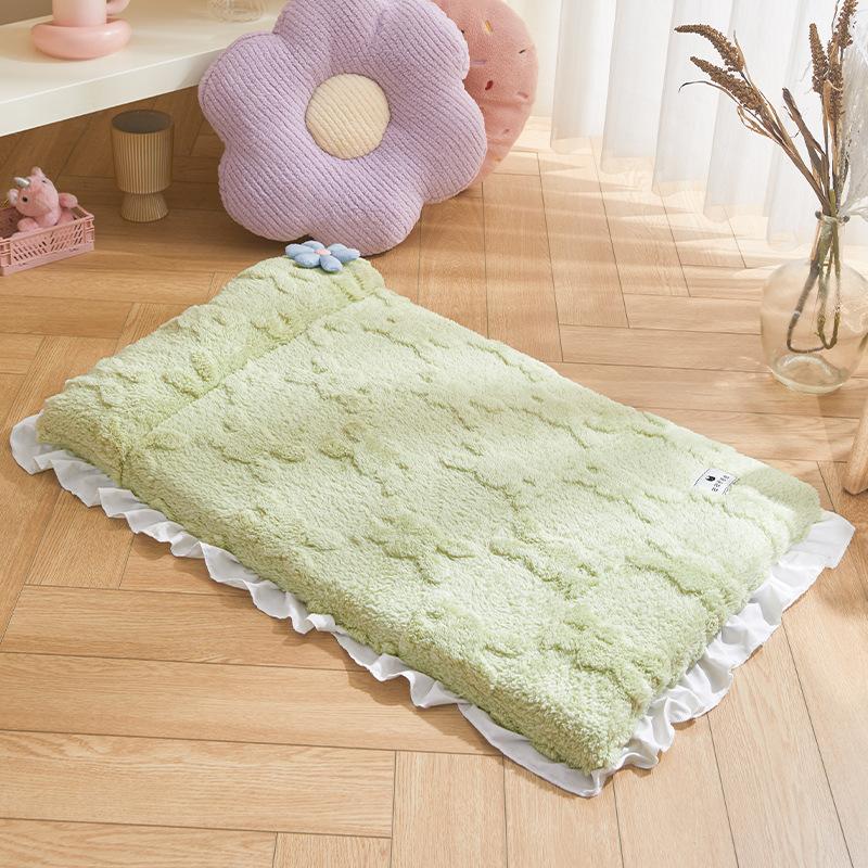 New Pet Nest and Dog Bed Removable and Washable Universal Cat Bed Pet Nest for Cats and Dogs