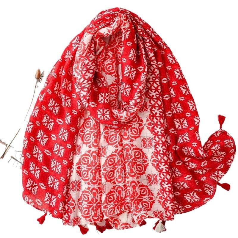 Spring and Summer Cotton and Linen Scarf with Celebrity Style Geometric Style Tassel Scarf Warm Shawl