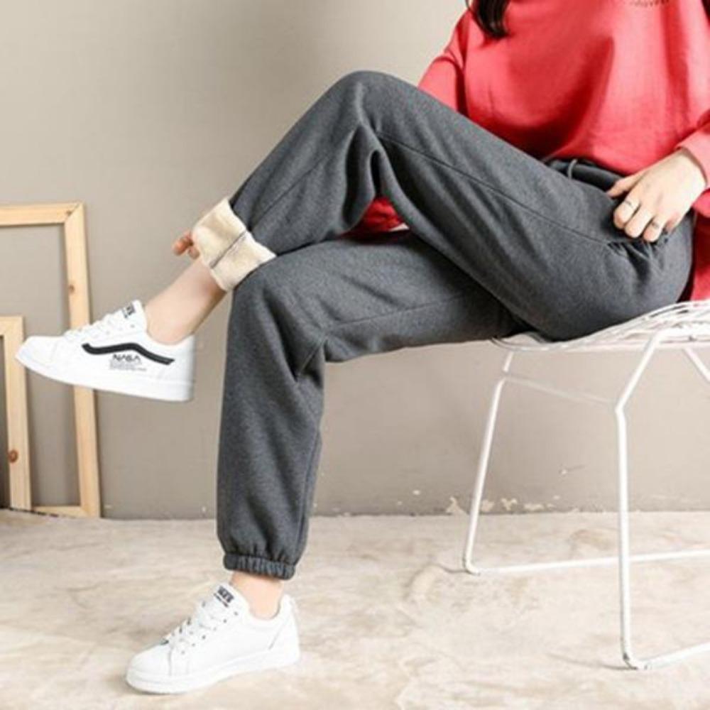 Winter Loose Casual Pants Lambskin Thick Warm Pants Sports Pants Female Students Wear Leggings