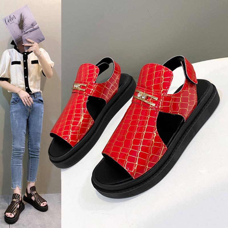 Summer New Large Size Women Sandals Fashion Thick Sole Metal Buckle Casual Beach Sandals Shoes for Women Sandalias