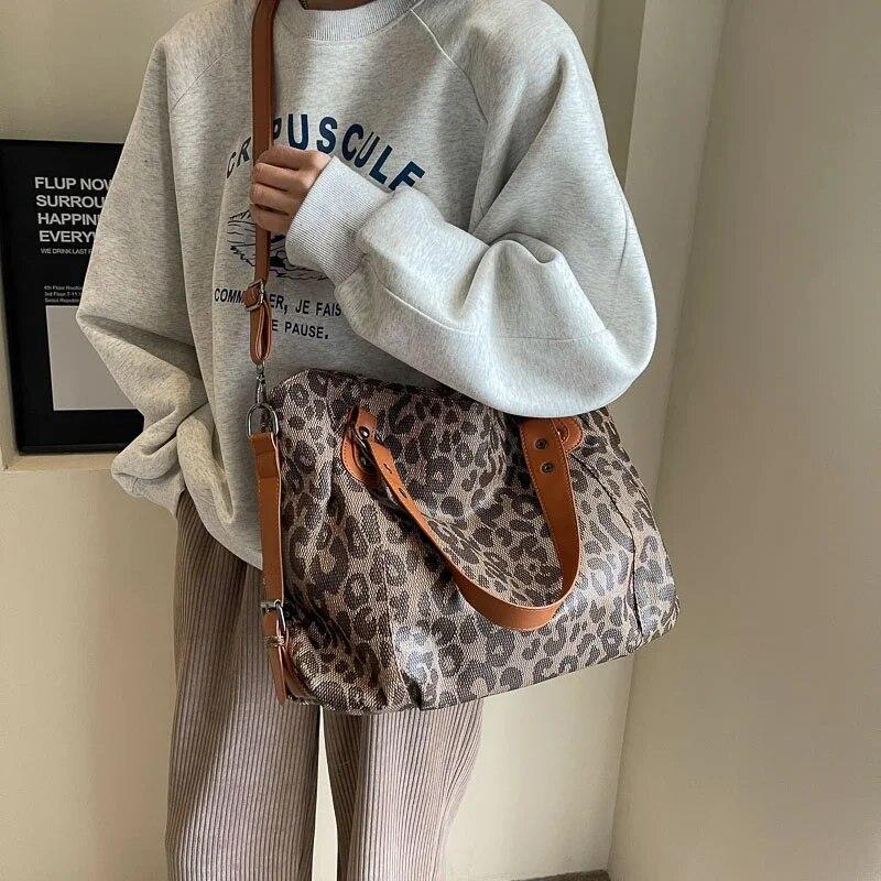 Leopard Pattern Shoulder Bags for Women PU Leather Female 2024 Winter Trend Winter Fashion Crossbody Bag Big Handbags