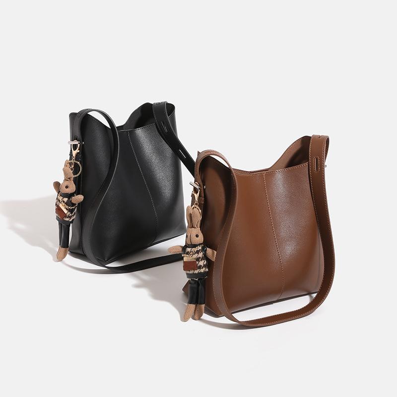 Niche Female Bag Crossbody Bag Bucket Bag Fashion All-in-one Large Capacity Single Shoulder Underarm Bag