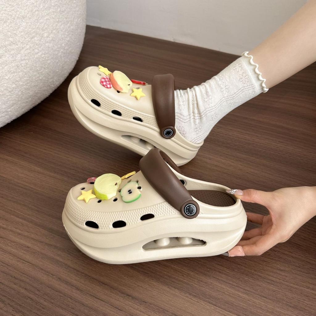 Fashion Versatile Comfortable Hole Shoes Personalized Star Cartoon Thick Sole Lightweight Non-slip Cool Slippers 2025 Summer New