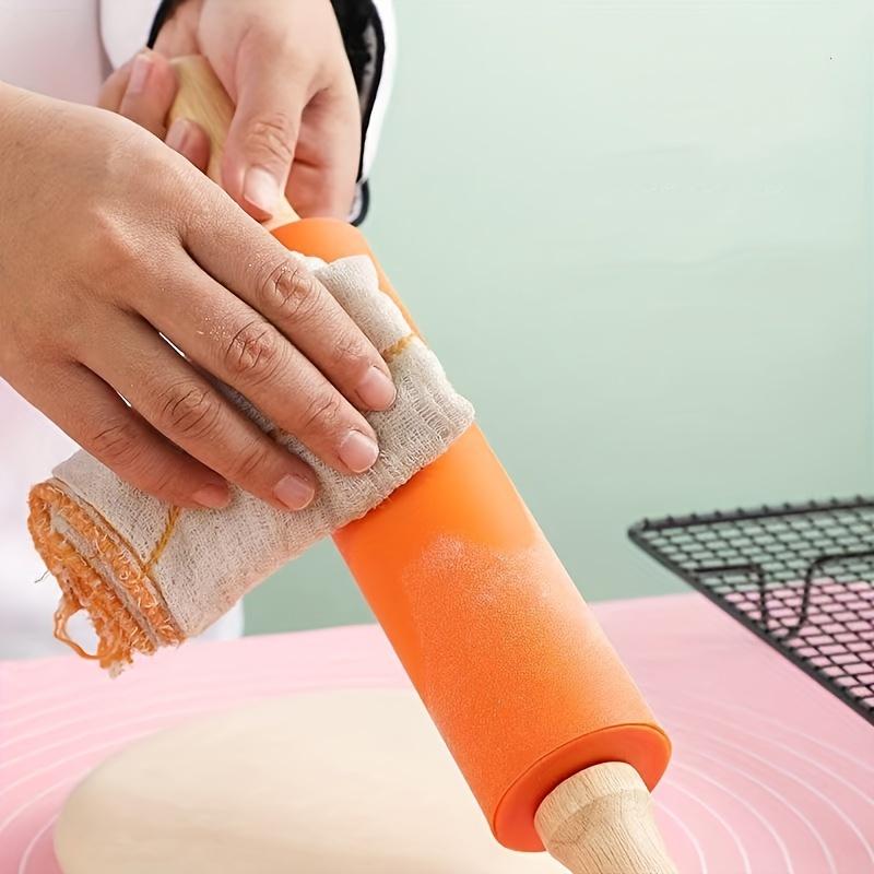 1pc Small Non-Stick Rolling Pin Perfect for Pizza, Pie, Cookie, Dumplings, Noodles Easy-to-Use Kitchen Utensil with Smooth Dough Release