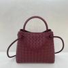 New Genuine Leather Women's Bag Fashion Retro Hand Woven Women's Handheld Single Shoulder Diagonal Cross Bag