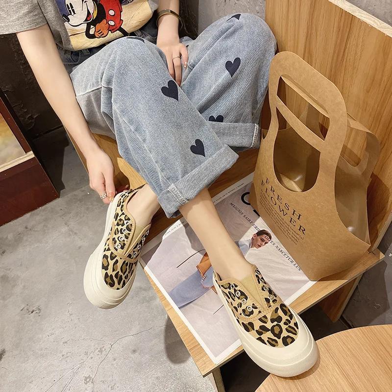 Canvas Shoes Women New Fashion Sneakers Leopard Print Slip-on Woman Vulcanized Flat Casual Loafers Ladies
