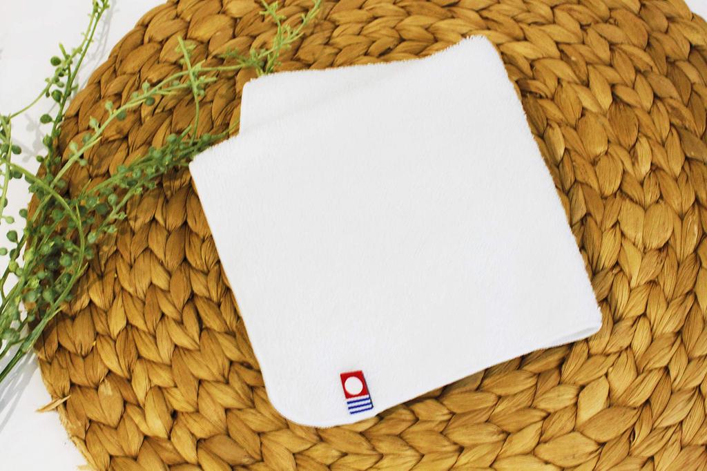 Azuma Shoji Price with Imabari Persimmon Tannin Transparent Soap 100g 3 Piece Kneaded Soap Contains Persimmon Tannins and Tea Catechins Cares for Body