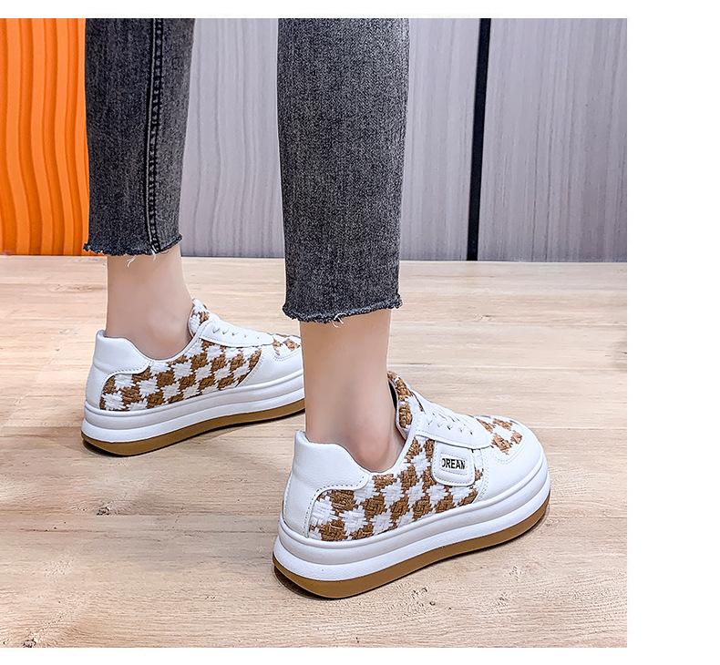 New Small White Shoes Women's Thick Sole Shoes All-match Big Toe Shoes Black Plaid Casual Sports Sneaker