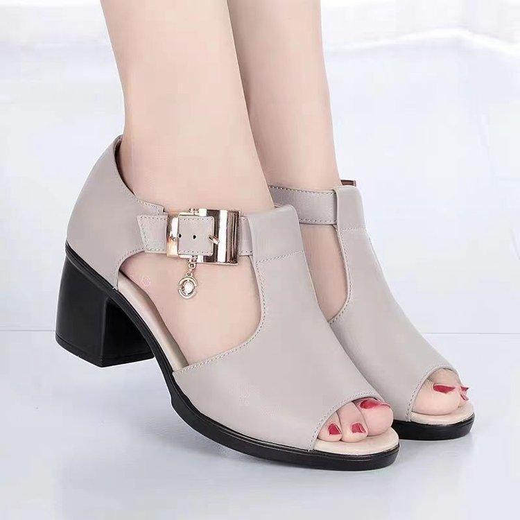 Platform Sandals Women's Summer Wear New Lightweight Fashion Heightening Versatile Rhinestone Roman Wedge Sandals
