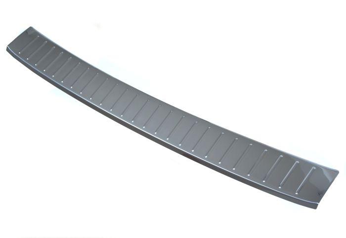 J&J AUTOMOTIVE | Protection En Chrome Sur Mesure Pour Volkswagen Passat B8 (Break) 2014-2023