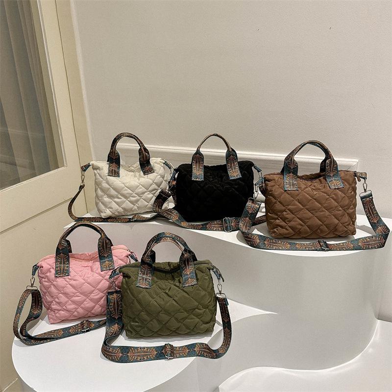 Tote Bag Women'S Portable Small Square Bag Embroidery Thread Shoulder Bag Niche Casual Messenger Bag Large Capacity Women'S Bag