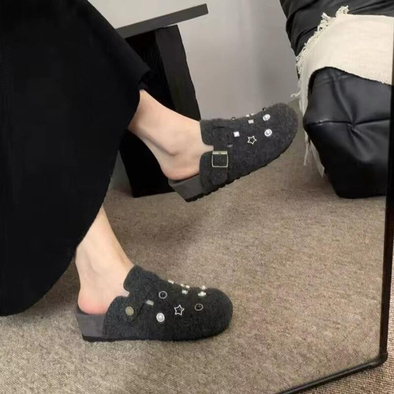Leather Black Bullet Hole Boken Shoes Women's Autumn and Winter 2025 New Models Can Wear Lazy Bag Head Slippers Versatile Casual Shoes