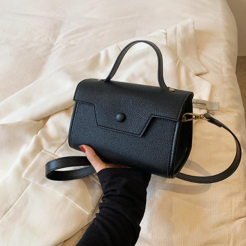 Commuter Small Square Bag Autumn and Winter New Fashion Shoulder Bag Messenger Bag Style Retro Women's Bag