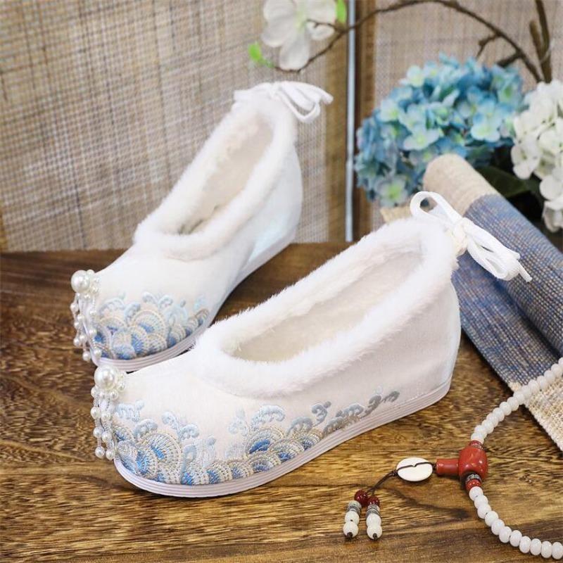 Maogu Embroidered Increase Inner Height Shoe Woman Flats Women 2024 Women's Trend Chinese Style Pumps Ancient Style Hanfu Shoes