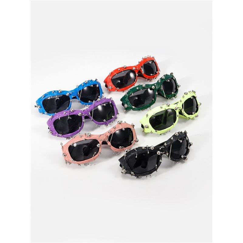 Trendy Fashionable Punk Vinyl Glasses For Men And Women Unique Style Retro Black Eyewear Stylish Glasses For Daily Wear And Special Occasions