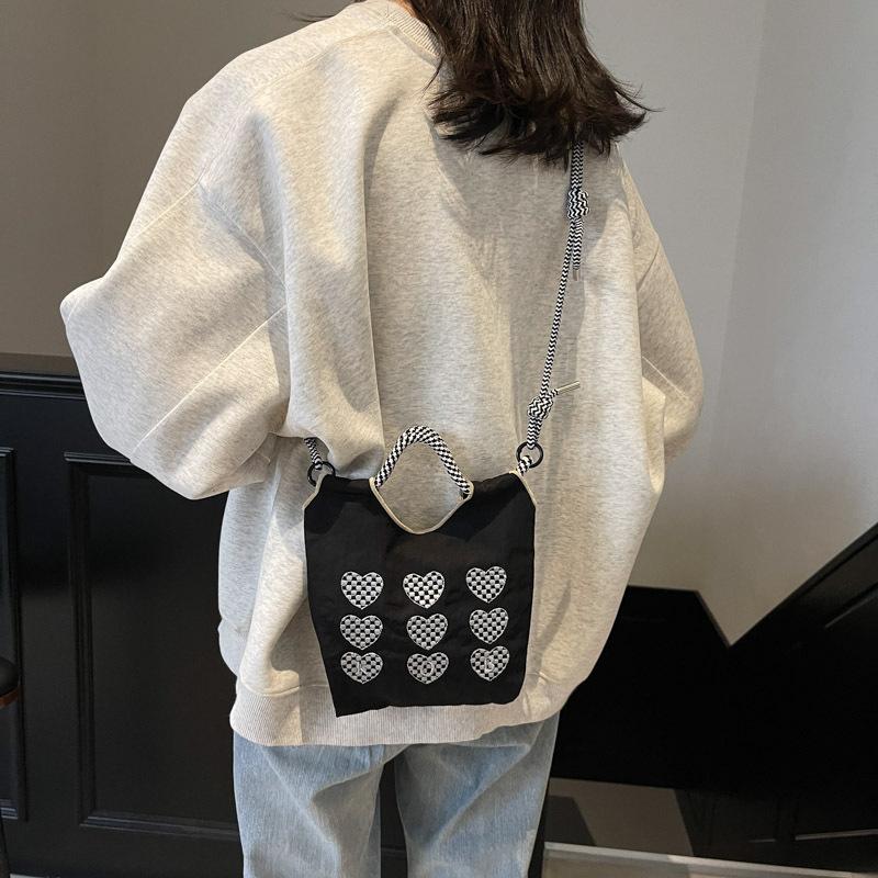 2025 New Fashion Embroidery Bag Shopping Bag Real Nylon Fashion Portable Shoulder Messenger Bag Women