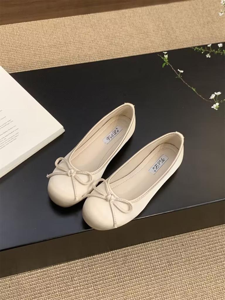 Shoes Flat-soled One-pedal Women's Face Round Head 2025 Grandma Spring Soft-soled Ballet Single Shoes New Satin