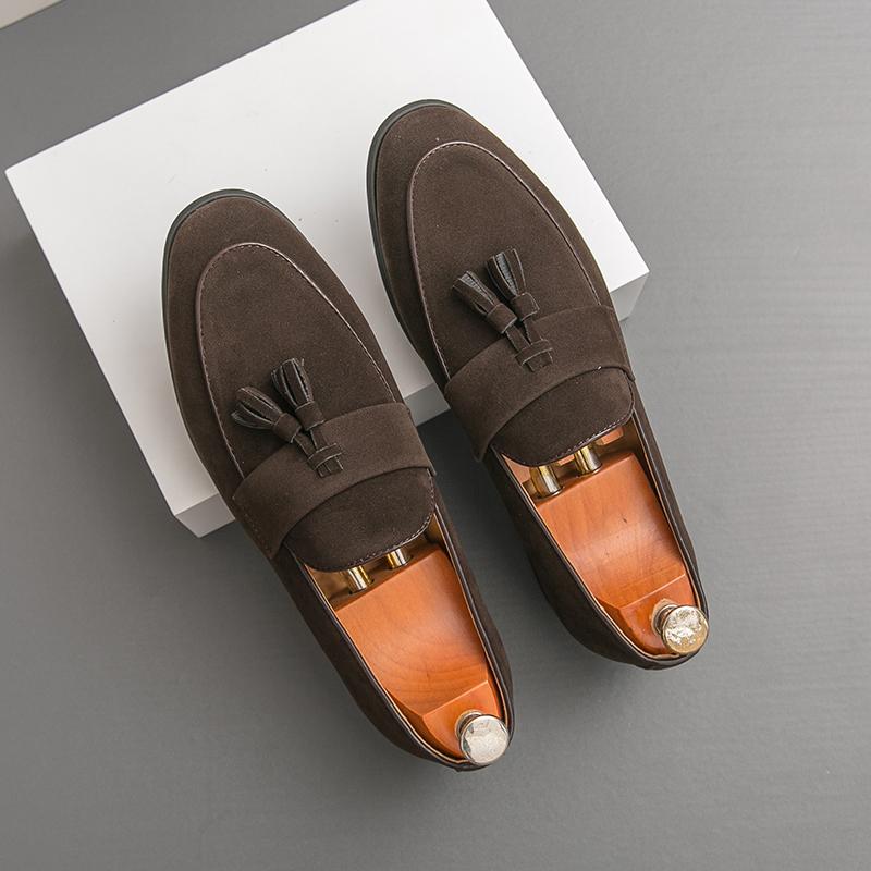 Fashion Suede Leather Man Casual Shoes Comfortable Male Business Shoes Fashion Loafers Handmade Slip On Flats Moccasins Driving Shoes