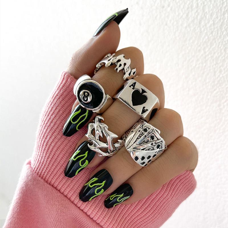 1Set Vintage Gothic Heart Rings Set For Women Men Punk Playing Card Spades Geometric Hollow Butterfly Ring Retro Finger Ring Jewelry