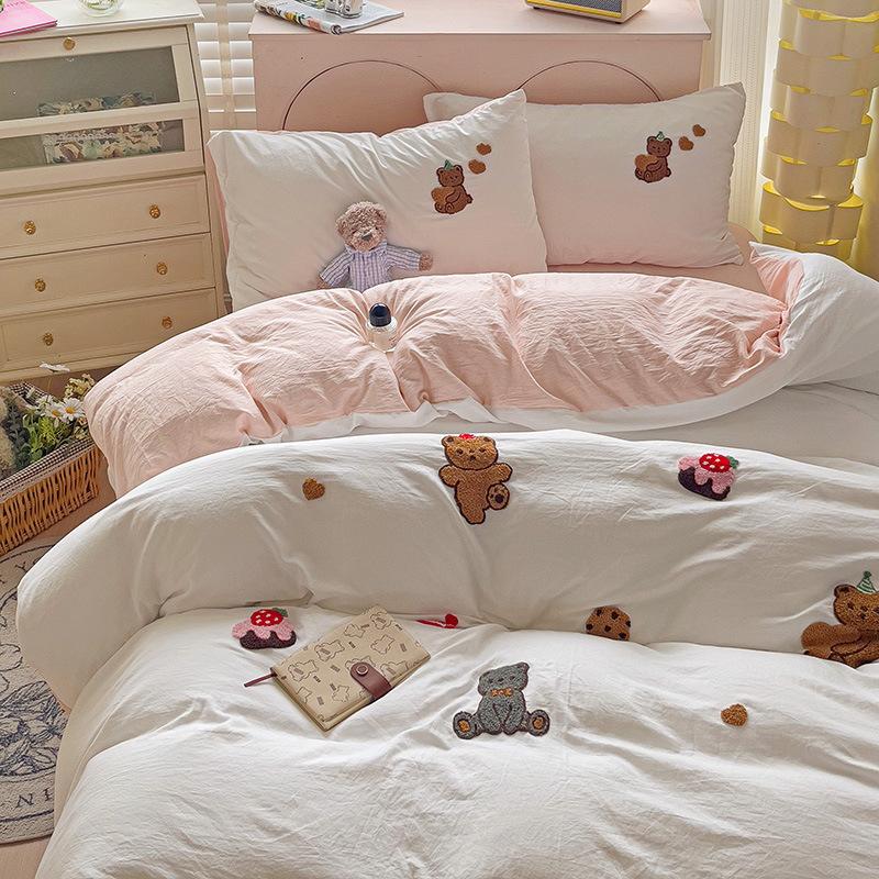 Bedding Pure Cotton Four-piece Set, Quilt Cover, Quilt Cover, Bed Sheet, Human Dormitory Three-piece Set