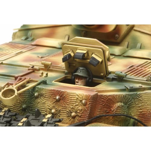 Tamiya 1/35 Military Miniature Series No. 325 German Army Heavy Tank Destroyer Elefant Plastic Model 35325