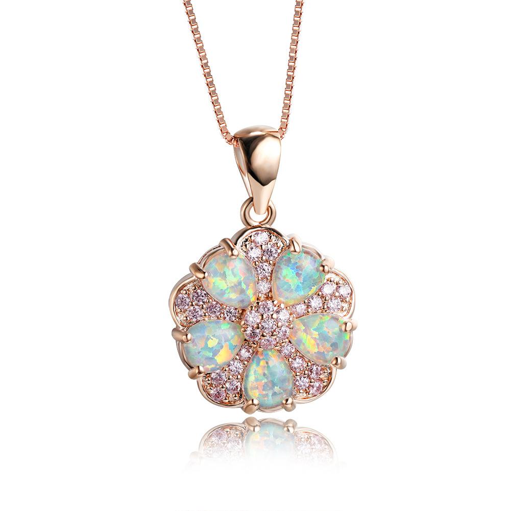 European and American Fashion Green Diamond Five Petal Flower Green Necklace for Women Retro Korean Style Micro Inlaid with Zircon