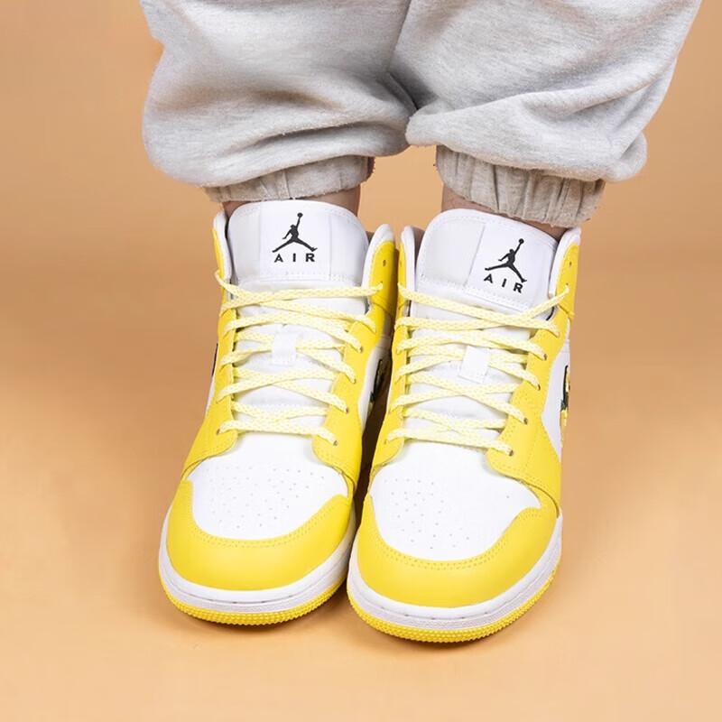 New Jordan 1 Mid Dynamic Yellow Floral GS AV5174-700