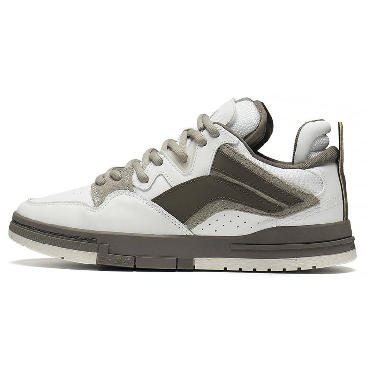 Li Ning Weiwu Pro Suede Leather Comfortable Versatile Non-Slip Wear-Resistant Lightweight Low-Top Skate Shoes Men Sneaker White Gray AECS059-2