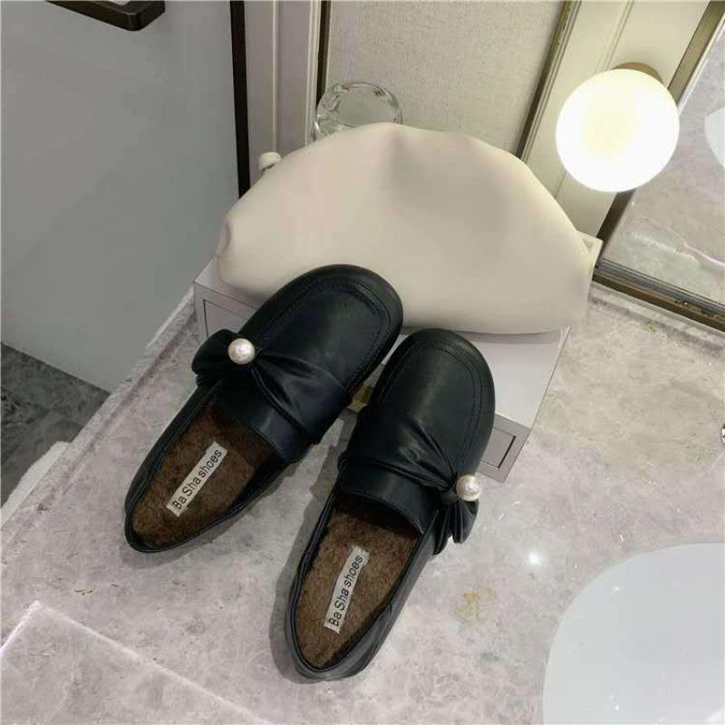 Female Footwear with Crystals Loafers Women's Shoes Diamond Leather Rhinestone Bow 2024 New Luxury Cheap Spring Korean On Offer