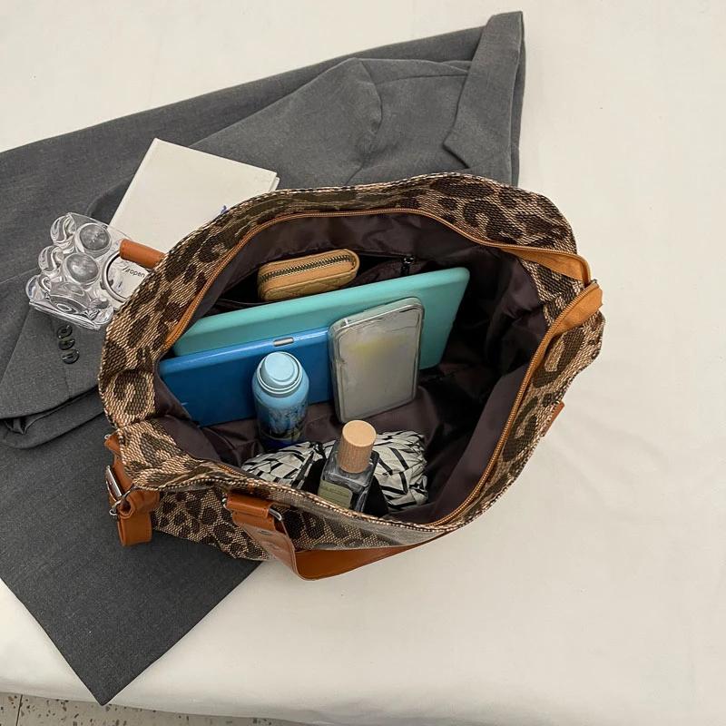 Leopard Pattern Shoulder Bags for Women PU Leather Female 2024 Winter Trend Winter Fashion Crossbody Bag Big Handbags