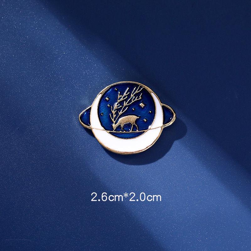 Star Deer Couple Brooch: Retro Chinese Style Badge for Backpack Decoration, Creative Birthday Gift