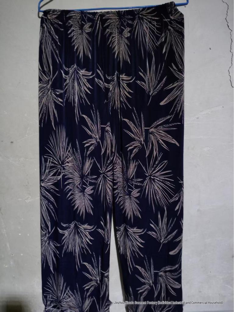 Casual Summer Women's Plus Size Ice Silk Stretch Pants - Loose, High Elastic Waist for Middle-Aged and Elderly