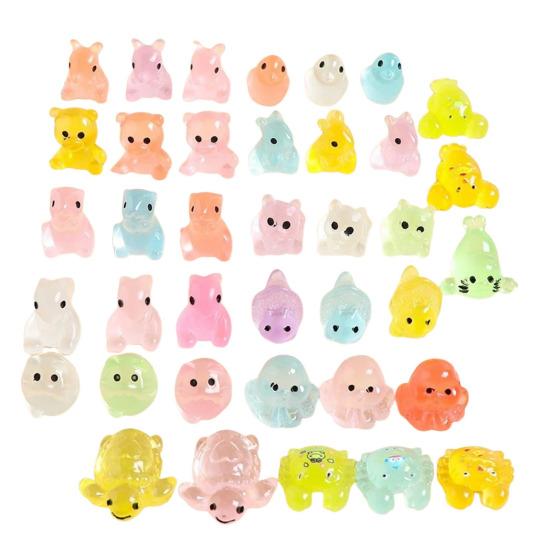 50/100Pcs Resin Miniature Animal Figures Glow In The Dark Tiny Bear Rabbit Fish Ornament Micro Landscape for Garden Aquarium Dollhouse Office Home