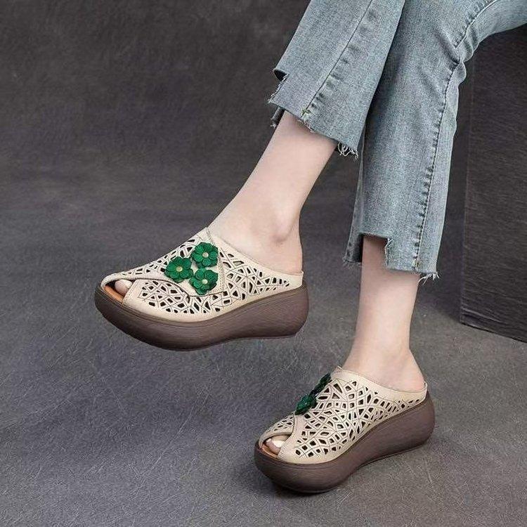2025 Summer New Retro Ethnic Wind Non-slip and Light Outer Wear Flower Hollow Thick-soled Breathable One-word Drag Shoes