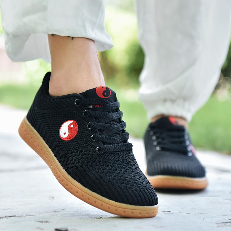 Tai Chi Shoes Women's and Men's Spring and Summer Summer Breathable Mesh Beef Tendon Sole Tai Chi Sports Shoes Taoist Martial Arts Training Shoes