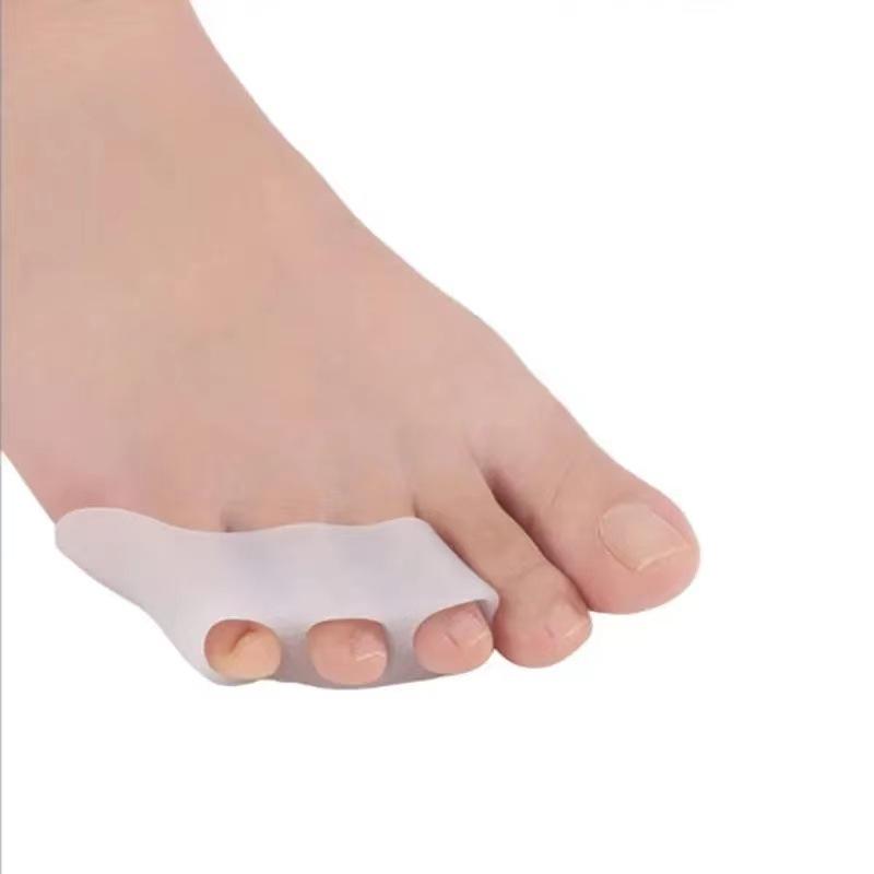 Three Hole Little Toe Separator Toes Protector Foot Care Tool