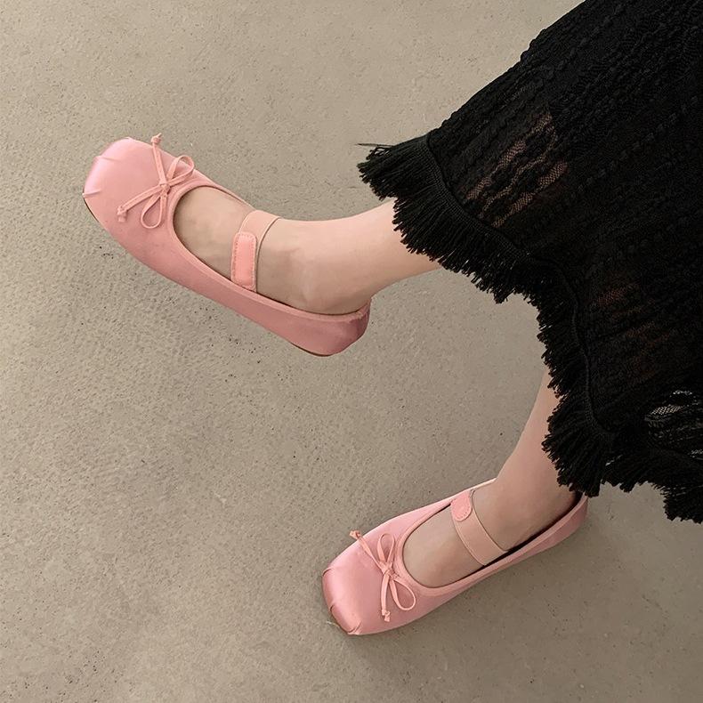 Low Heel Light Mouth Silver Single Shoes Women's 2025 Spring and Autumn New Soft-soled Ballet Shoes Retro French Mary Jane Shoes