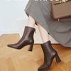 Модные зимние кожаные женские ботильоны на толстой подошве с острым носком на среднем каблуке, элегантная обувь 2025 года, модные туфли-лодочки в готическом стиле, челси, Botas De Mujer