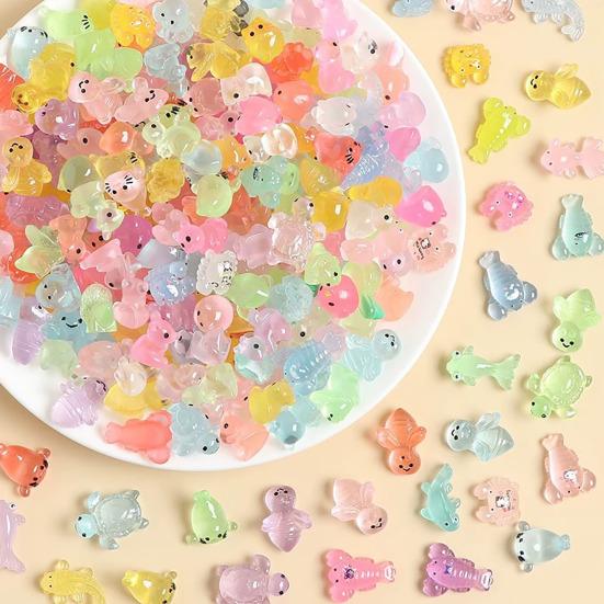 50/100Pcs Resin Miniature Animal Figures Glow In The Dark Tiny Bear Rabbit Fish Ornament Micro Landscape for Garden Aquarium Dollhouse Office Home