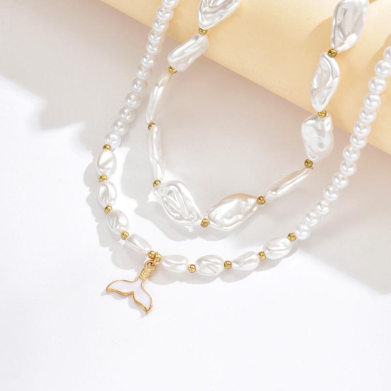 Hot-selling Light Luxury Irregular Baroque Imitation Pearl Necklace Summer Versatile Fishtail Stacked Collarbone Chain