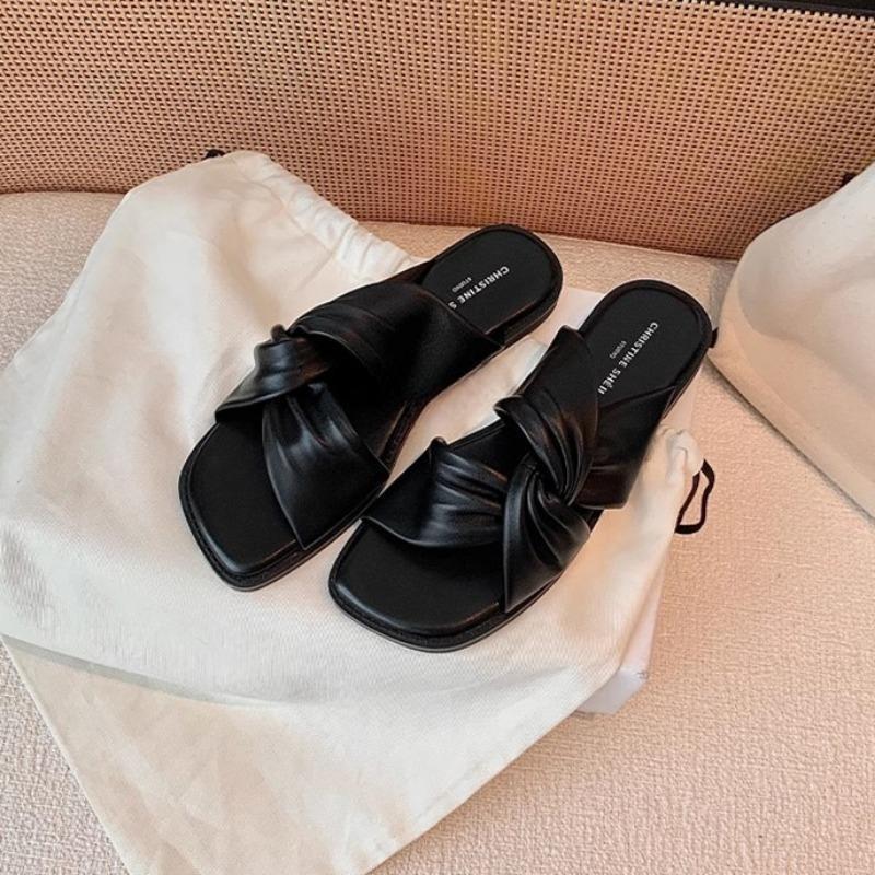 Minimalist Square-toed Beach Shoes and Women's Flip-flops