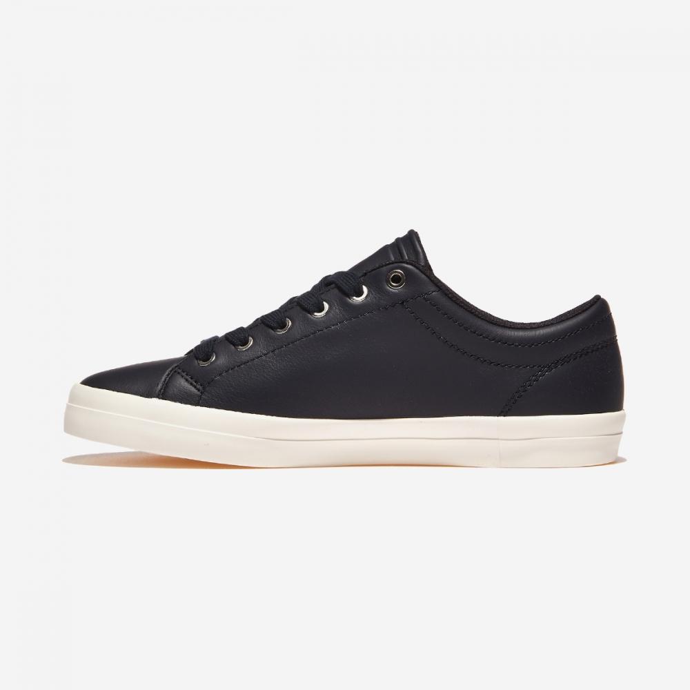 Fred Perry Baseline Leather B7311 Navy Snow White 267