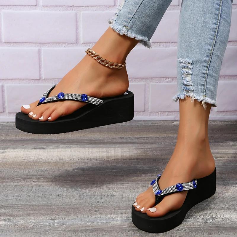Fashion Rhinestone Sequins Decro Flip Flops for Women Fashion Wedge Platform Sandals Woman Out Wear Lightweight Non-Slip Slippers Mujer