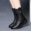 2025 New 2025 Women's Boots Winter Mother Shoes Cotton Fashion Medium Boots Foreign Trade Large Size Leather Boots