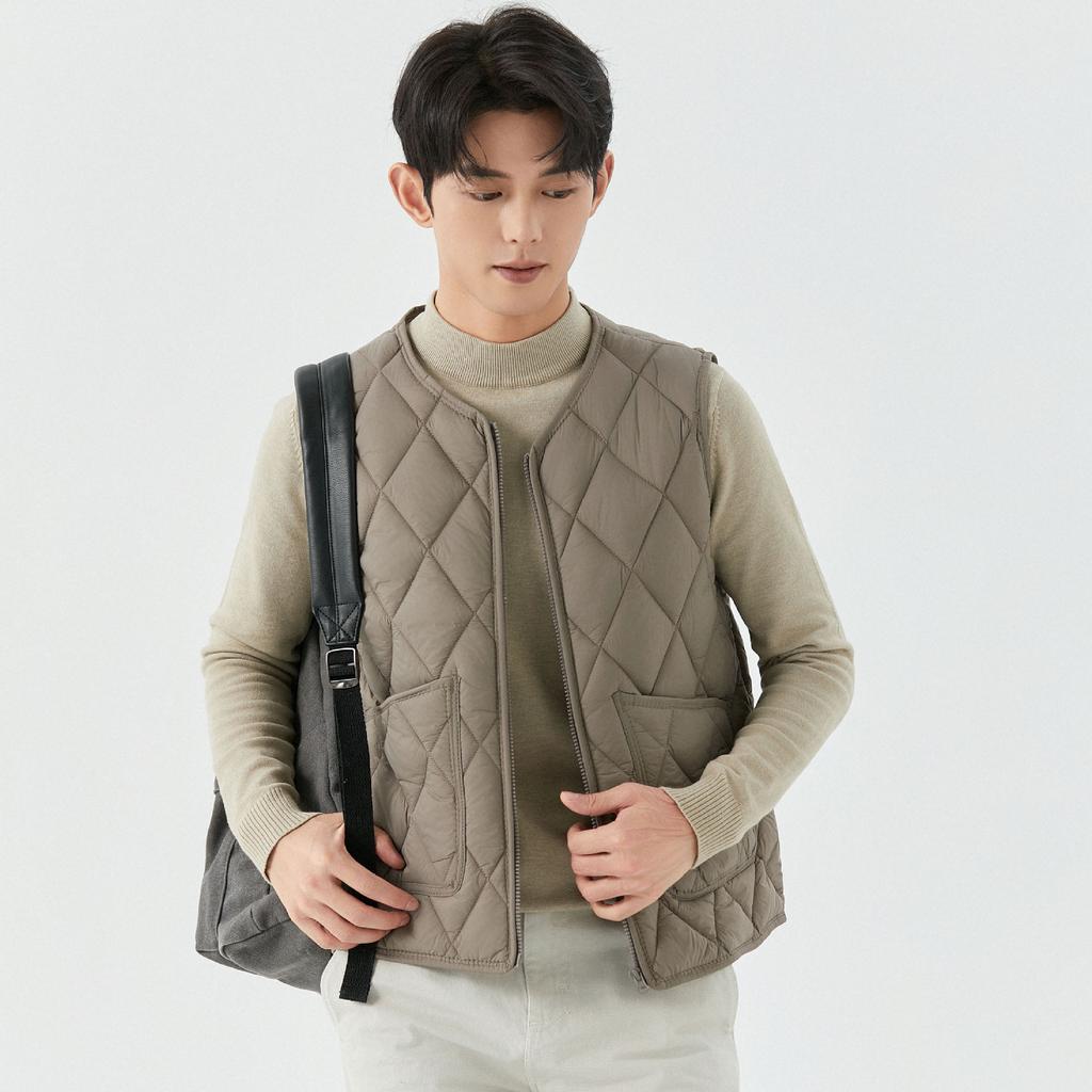 Men's Fall and Winter Padded Warm Zipper Comfortable Stylish To Keep Warm Increase Vest Outside The Pocket Men's Diamond-shaped Short Vest 2402