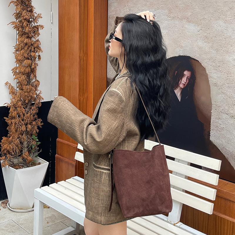 Frosted Cowhide Bucket Bag Women's Commuter Large Capacity Slouched Shoulder Underarm Bag Genuine Leather Women's Bag