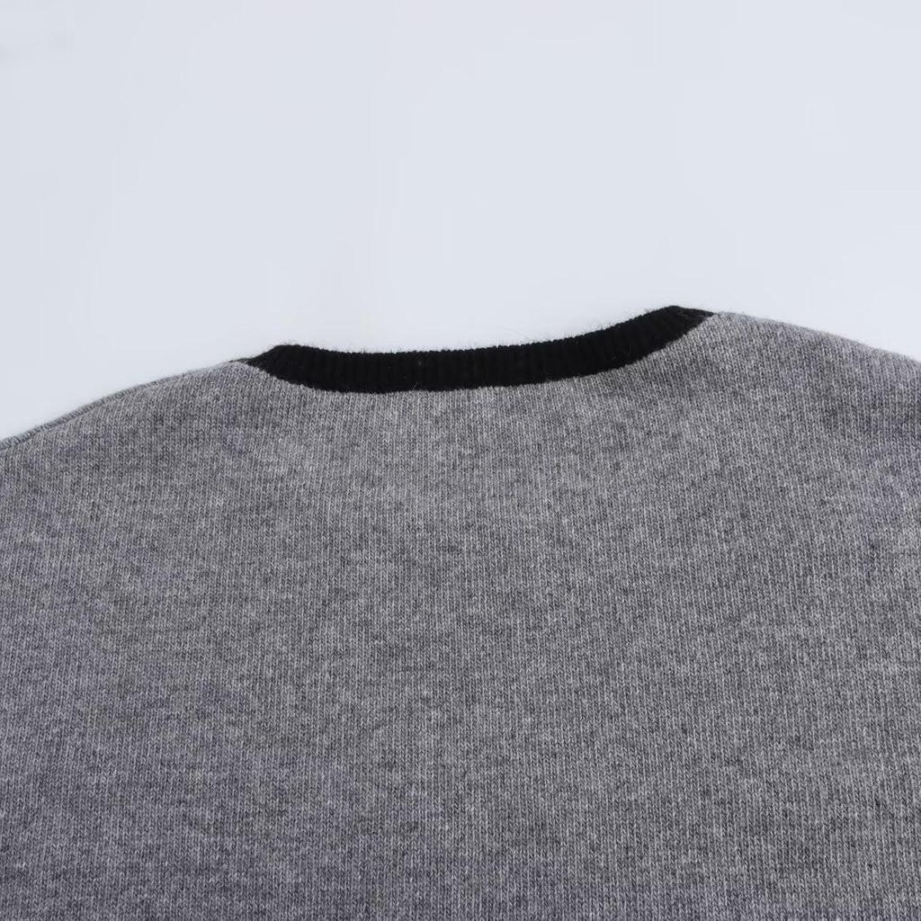 2024 Autumn Women's European & American Style 3D Bow Color Block Round Neck Knit Sweater