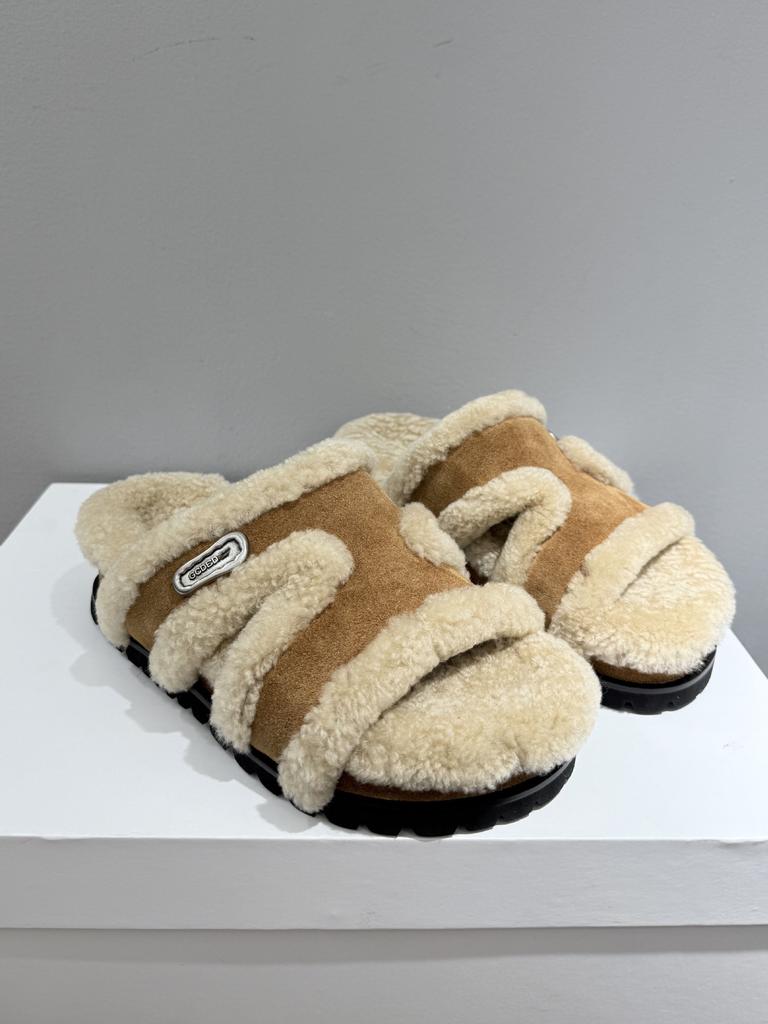 Yueyu 2025 New Lamb Wool Thick-soled Heightened One-word Fluffy Slippers for Women To Wear Versatile Casual Fluffy Shoes for Women
