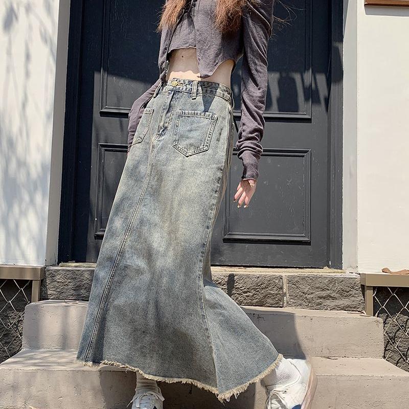 Vintage Denim A-line Skirt with Mermaid Hemline for Pear Shaped Women